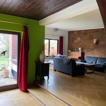 שטראלסונד Geraeumiges 120M² Haus Mit Garten + Stellplatz מראה חיצוני תמונה